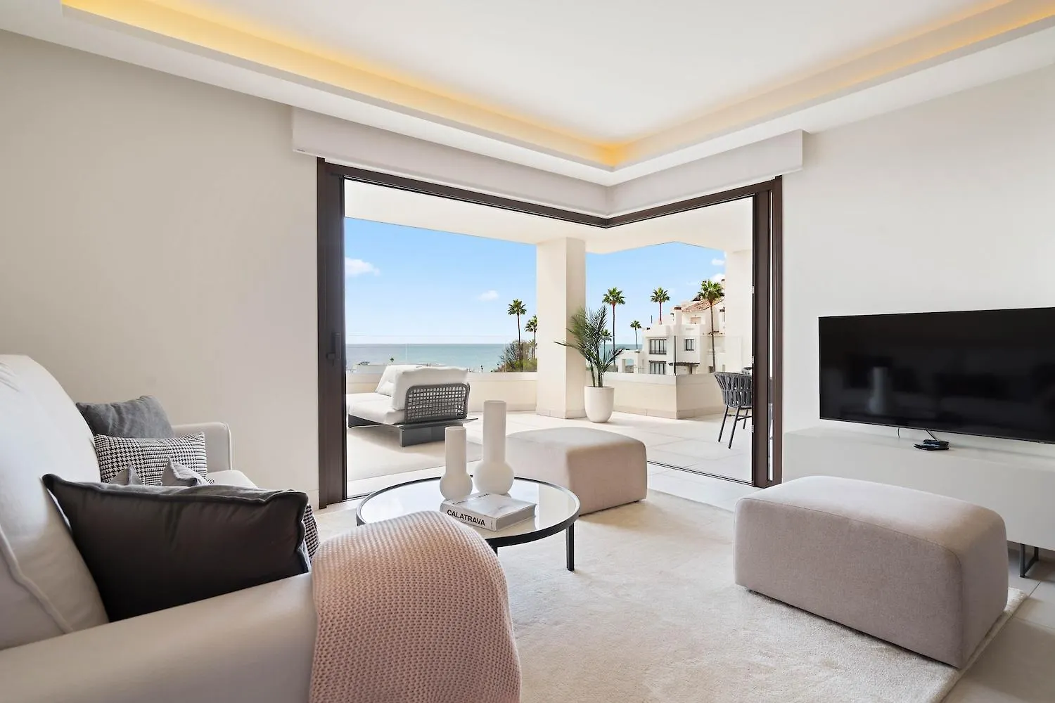 Apartment Brand New Luxury 2Bd Velaya Beachfront Rdr442 Estepona