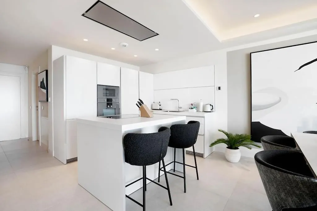 Brand New Luxury 2Bd Velaya Beachfront Rdr442 Estepona Apartment